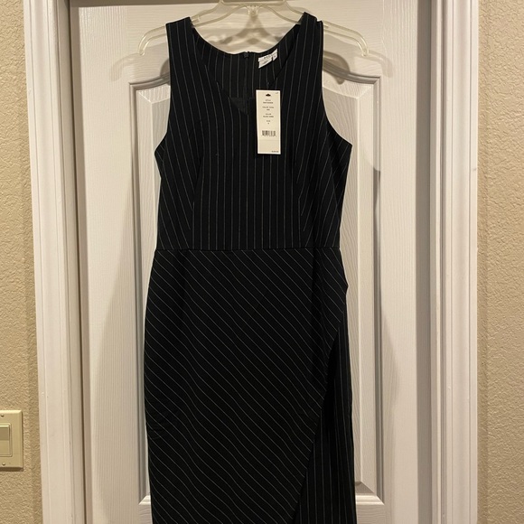 DKNY Black Pinstripe Midi Dress size 6 new with tags - Picture 3 of 6